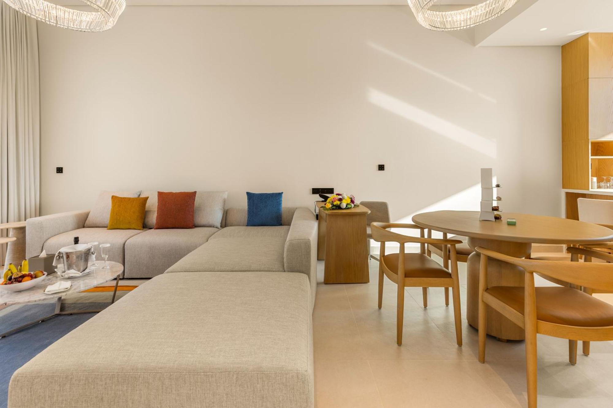 Resort & By Blazon