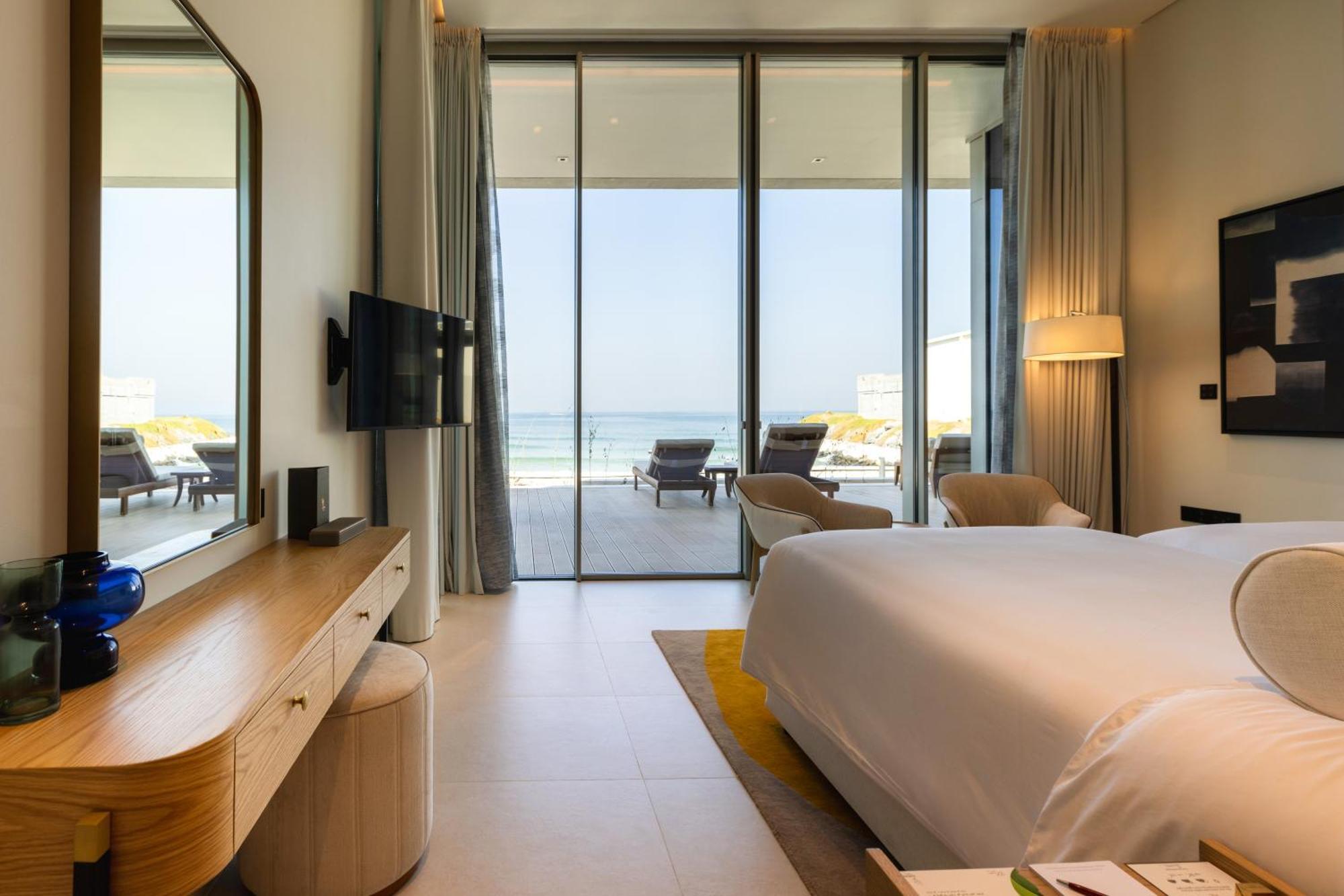 Resort & By Blazon