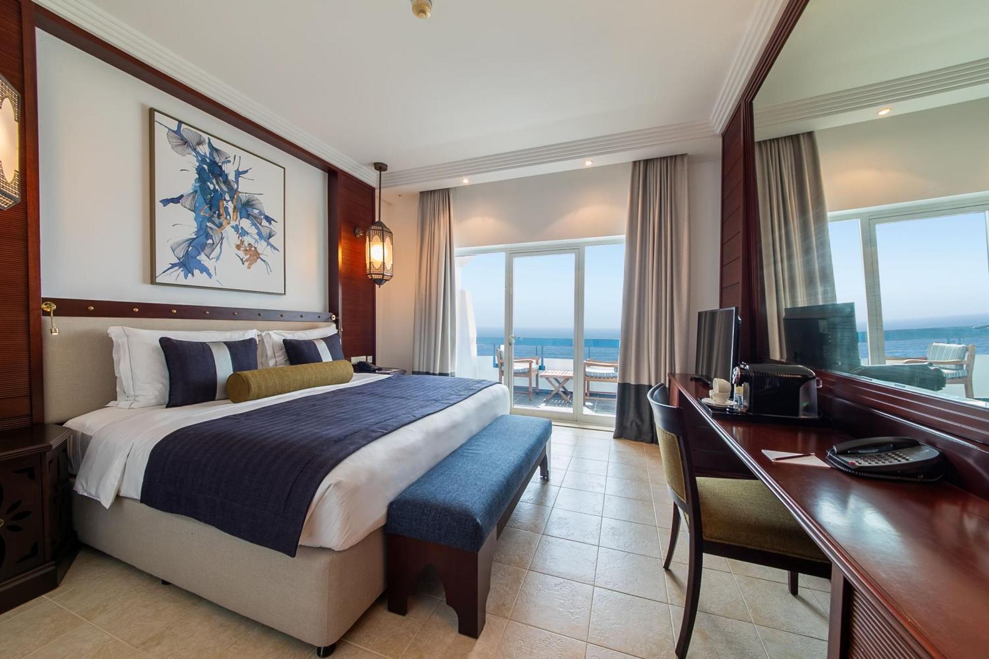 Resort & By Blazon 5*
